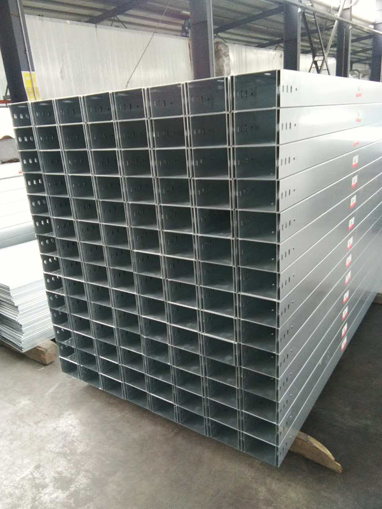 槽式電纜橋架製造工藝跟效率的結合